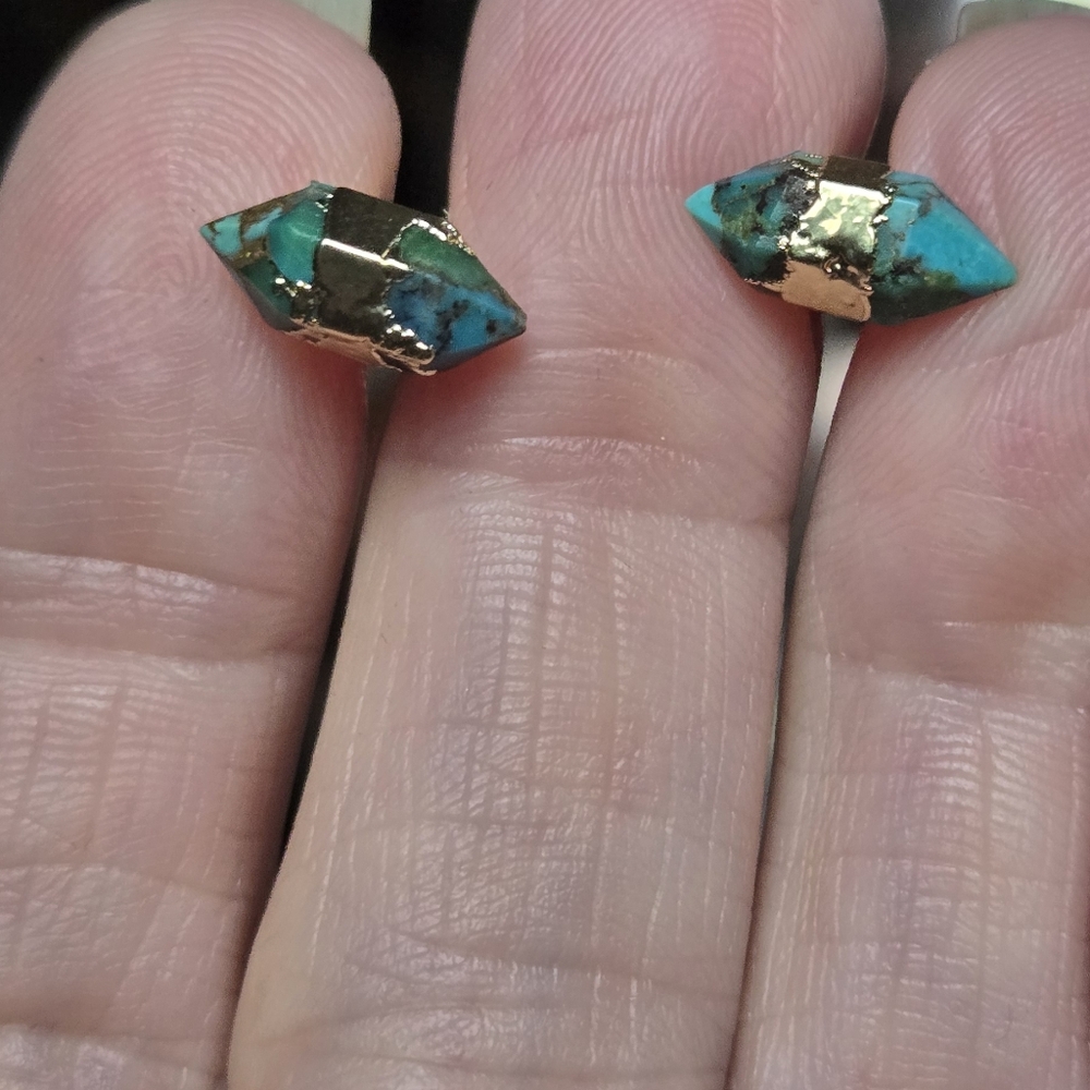 Turquoise natural crystal gemstone sterling & gold earrings - Picture 6 of 6